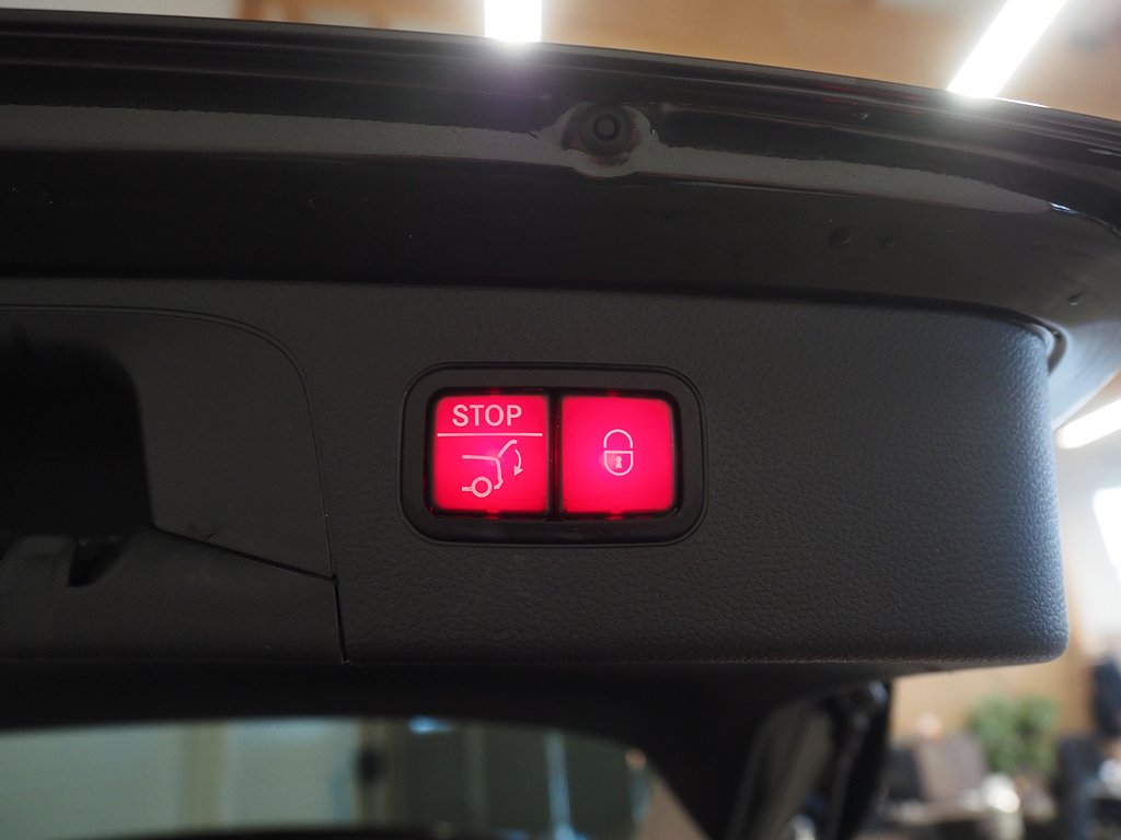 Mercedes-Benz GLC 300 de 4MATIC 9G-Tronic AMG Cockpit Drag 2022
