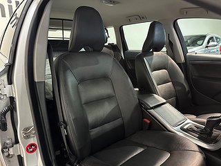 Volvo XC70 D4 AWD Skinn Drag Dvärm Psens Rattvärme S/V-hjul