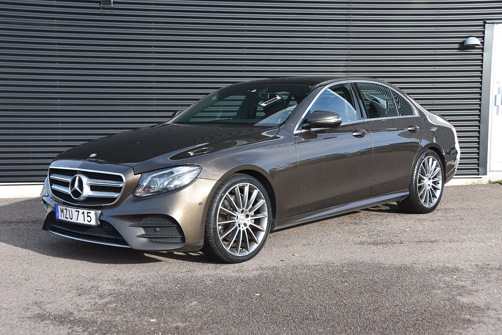 Mercedes-Benz E 200 9G AMG Line Panorama, Drag, 360 kamera Euro 6