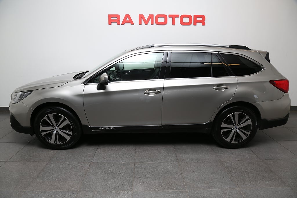Subaru Outback 2,5i 175hk Summit AWD Taklucka H/K Skinn Drag 2019