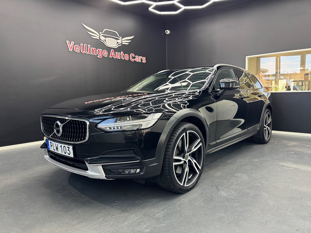 Volvo V90 Cross Country D4 AWD Geartronic Momentum, Plus