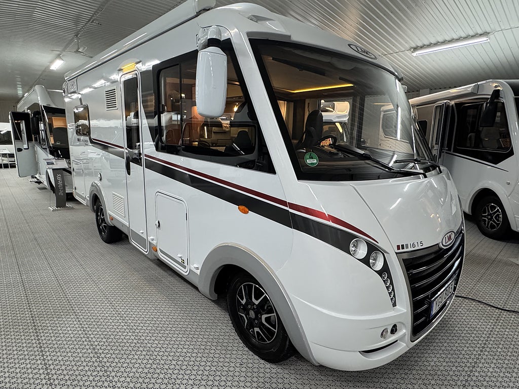 LMC I615 Explorer Sport