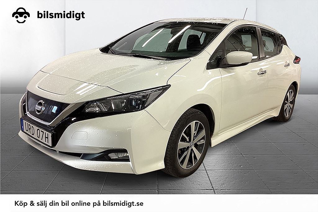 Nissan Leaf 40 kWh Acenta Navi Kamera V-pump MOMS 150hk