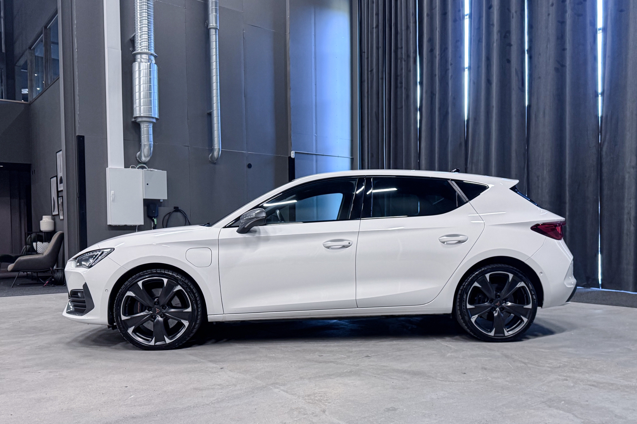 Cupra Leon Plug-in Hybrid VZ 2021, kuva 3/50