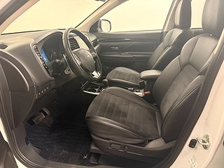 SUV Mitsubishi Outlander 7 av 21