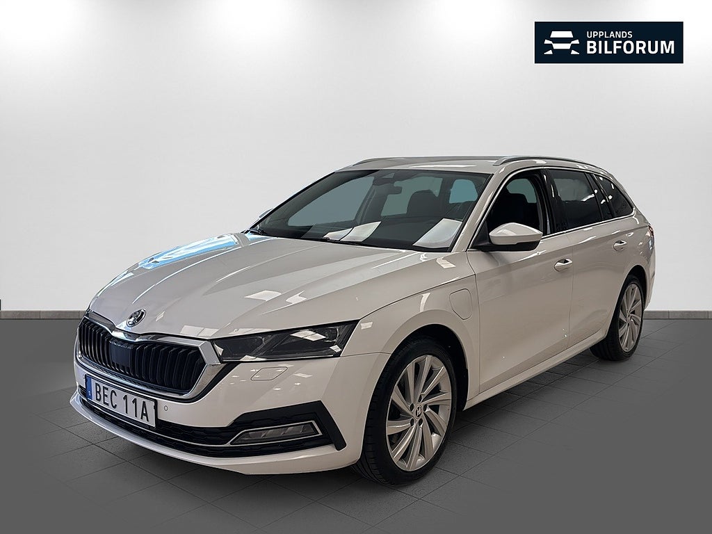 Skoda Octavia Kombi iV Plug-in Style Värmare Drag