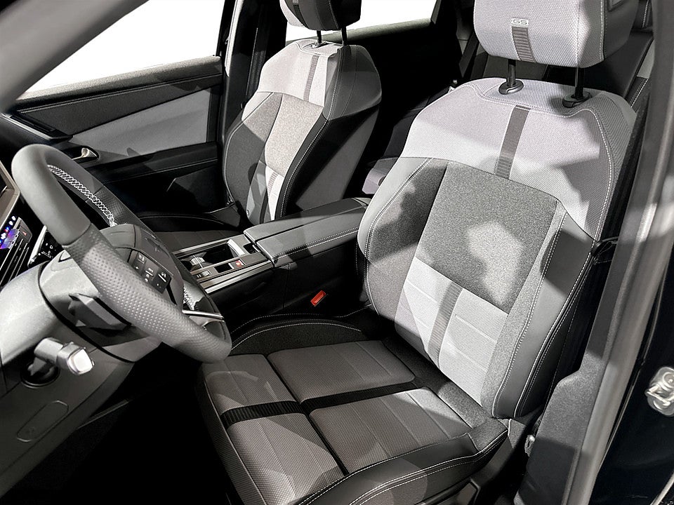 Bild på Opel Grandland GS Hybrid 136hk Aut - OMGÅENDE LEVERANS!