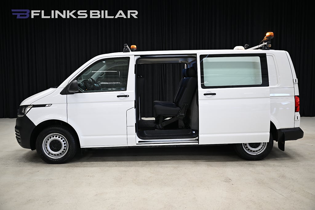 Volkswagen Transporter 4Motion 150HK Kombi|Dubbelhytt|Inredd|Dubbeldörr|Moms