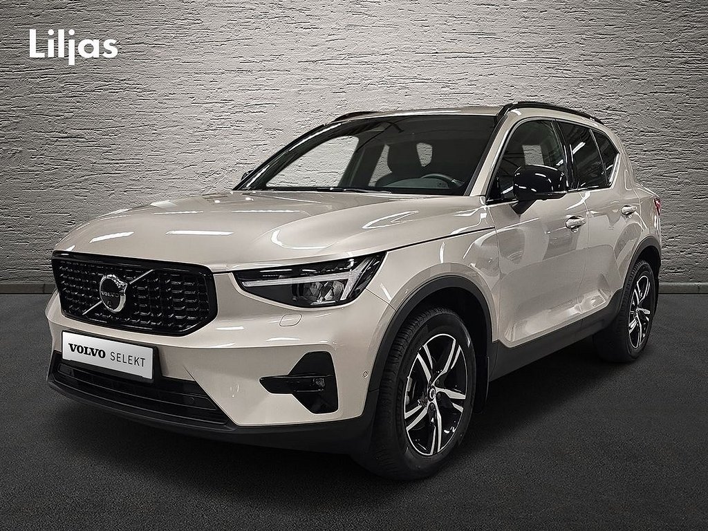 Volvo XC40 B3 FWD Bensin Plus Dark