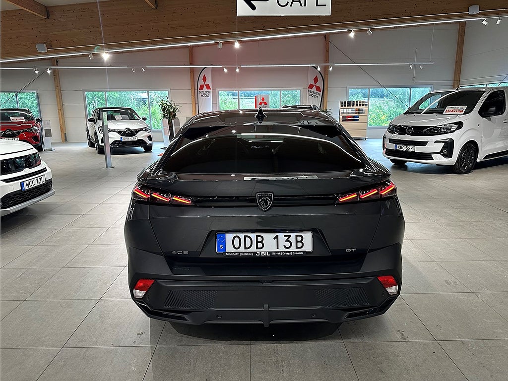 Bild på Peugeot 408 GT 1.2 PT 130hk Aut - B-KAMERA, CARPLAY