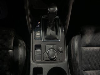 SUV Mazda CX-5 16 av 22