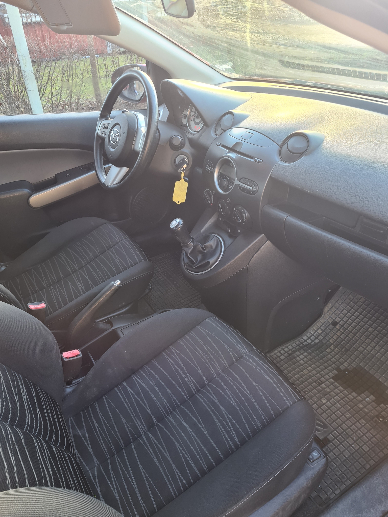 Mazda 2 2010, bild 6/29