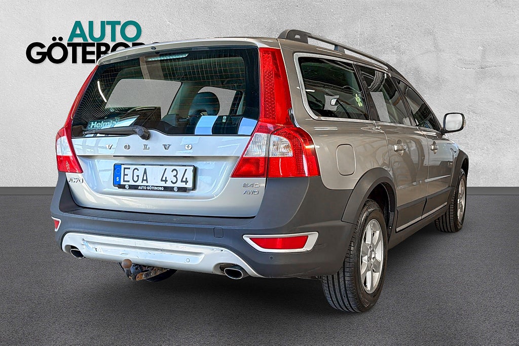 Volvo XC70 2.4D AWD Geartronic Momentum 2-Ägare Dragkrok Välservad