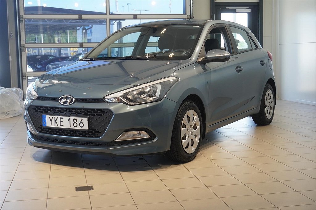 Hyundai i20 i 20 1.4 Automat Servad Låg Skatt