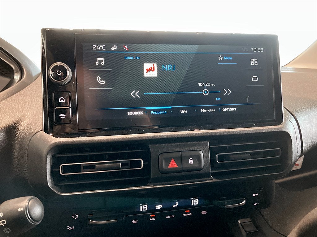 Bild på Peugeot Partner Crew cab 1.5 BHDi 130hk Aut L2 - B-KAMERA, DRAG