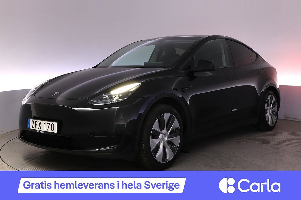 Tesla Model Y Standard Range RWD Autopilot Panorama Drag