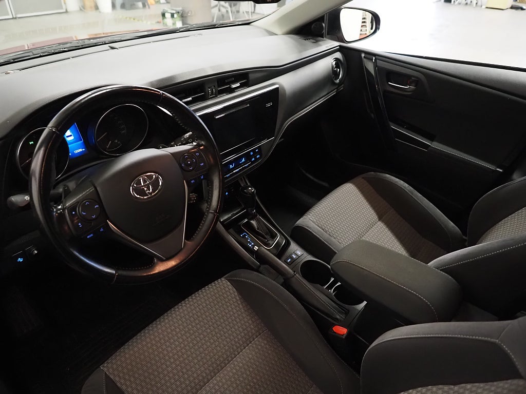 Toyota Auris Touring Sports 1.2 Turbo Multidrive S Intense Drag 2017