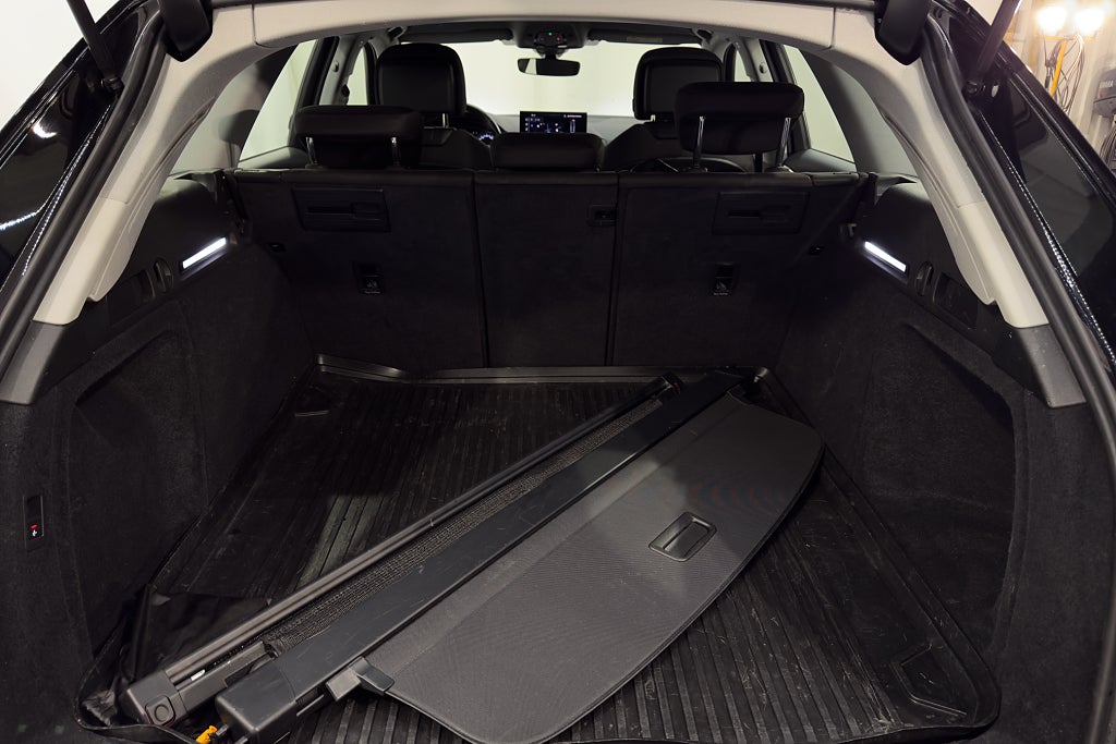 Audi A4 2023 - miniatyr 22
