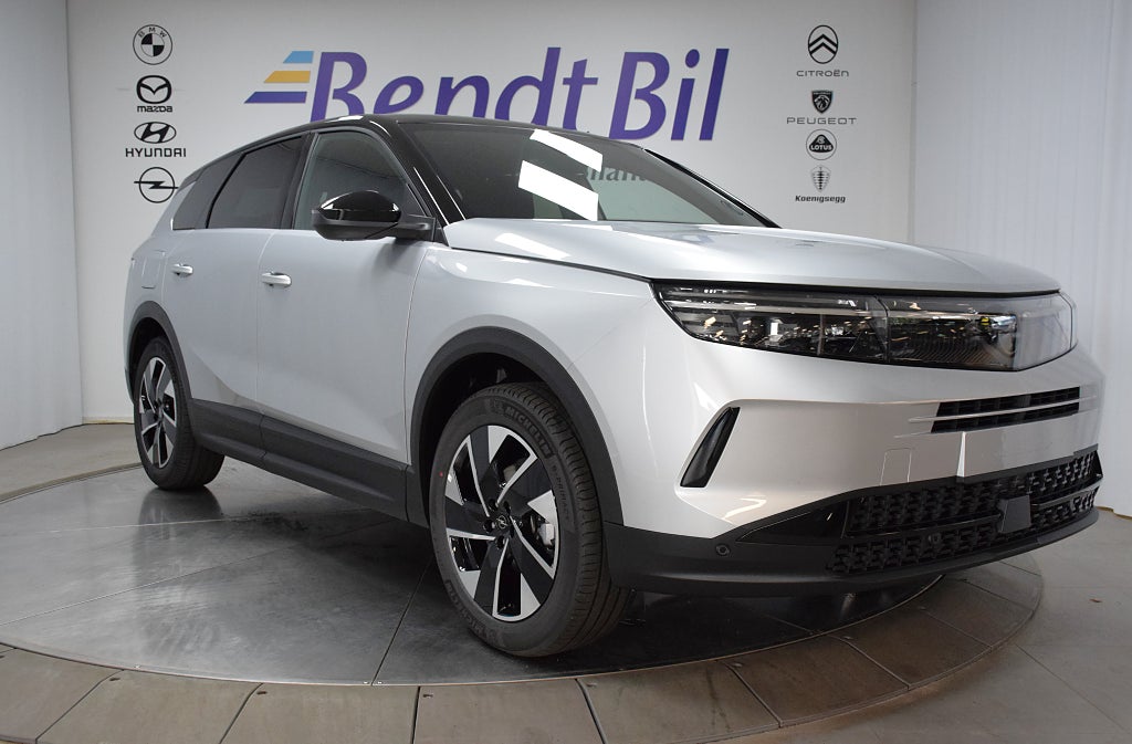 Opel Grandland X GS Hybrid I Panorama I Läder I Dragkrok