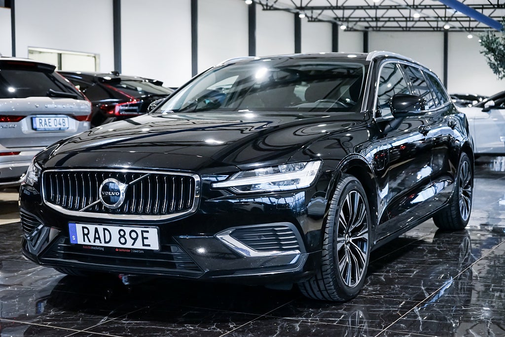 Volvo V60 Recharge T6 AWD AUT Long Range 350hk Drag Blis H&K Kam