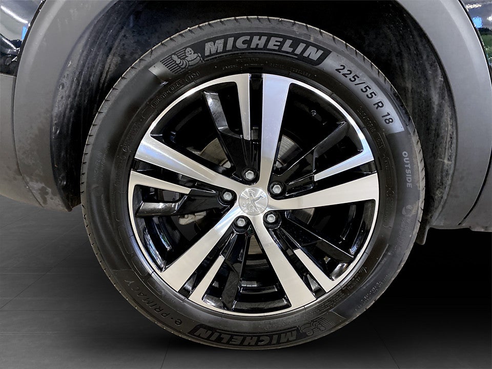 Bild på Peugeot 5008 GT 1.2 PT 130hk Aut - 7-SITS, B-KAMERA