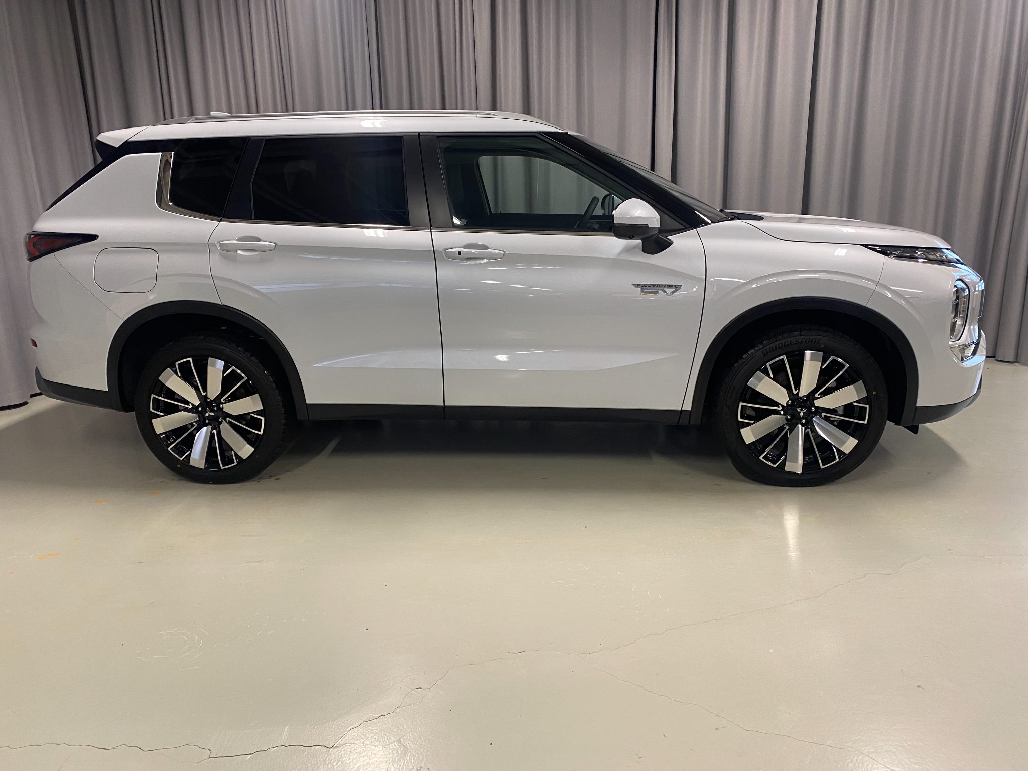 Mitsubishi Outlander 2025, bild 2/10