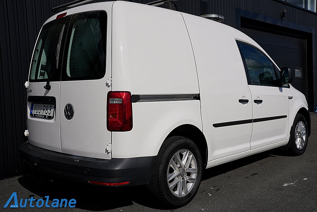 Volkswagen Caddy Van 2.0 TDI BMT Dragkrok,PDC,Inredning,MOMS 75HK