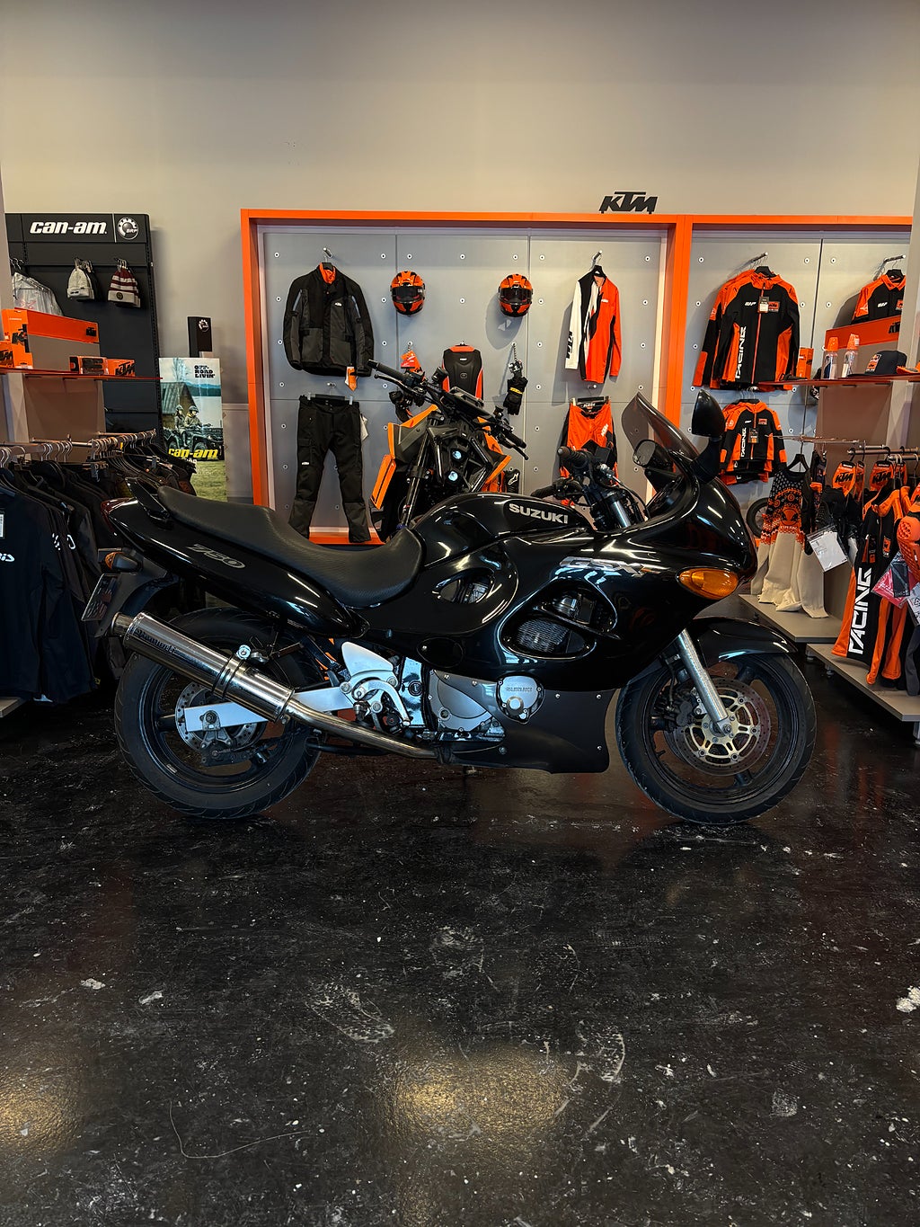 Suzuki Cycles GSX750F Katana 0.75