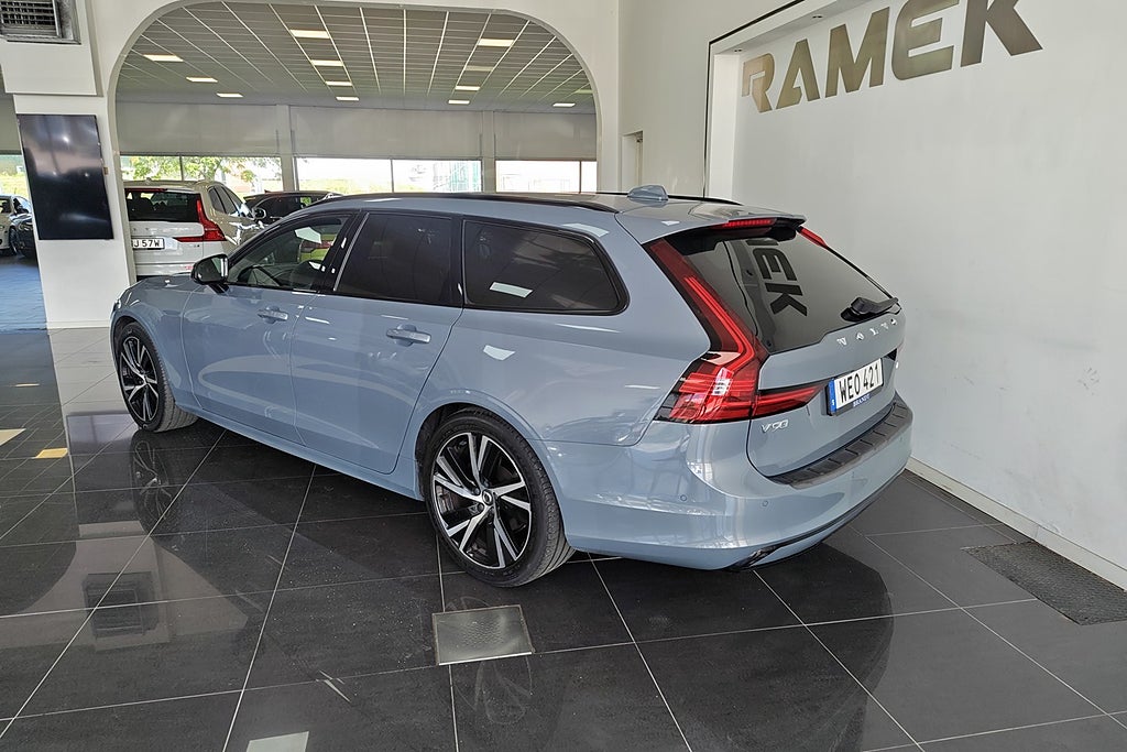 Volvo V90 2022 - miniatyr 4