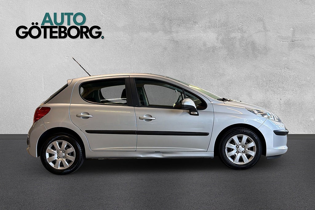 Peugeot 207 5-dörrar 1.4 Levereras Nybesiktigad