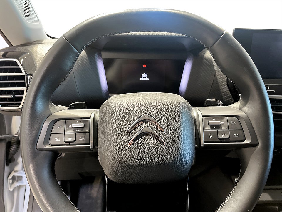 Bild på Citroën C4 Shine 1.2 PT 130hk Aut B-KAMERA NAVI