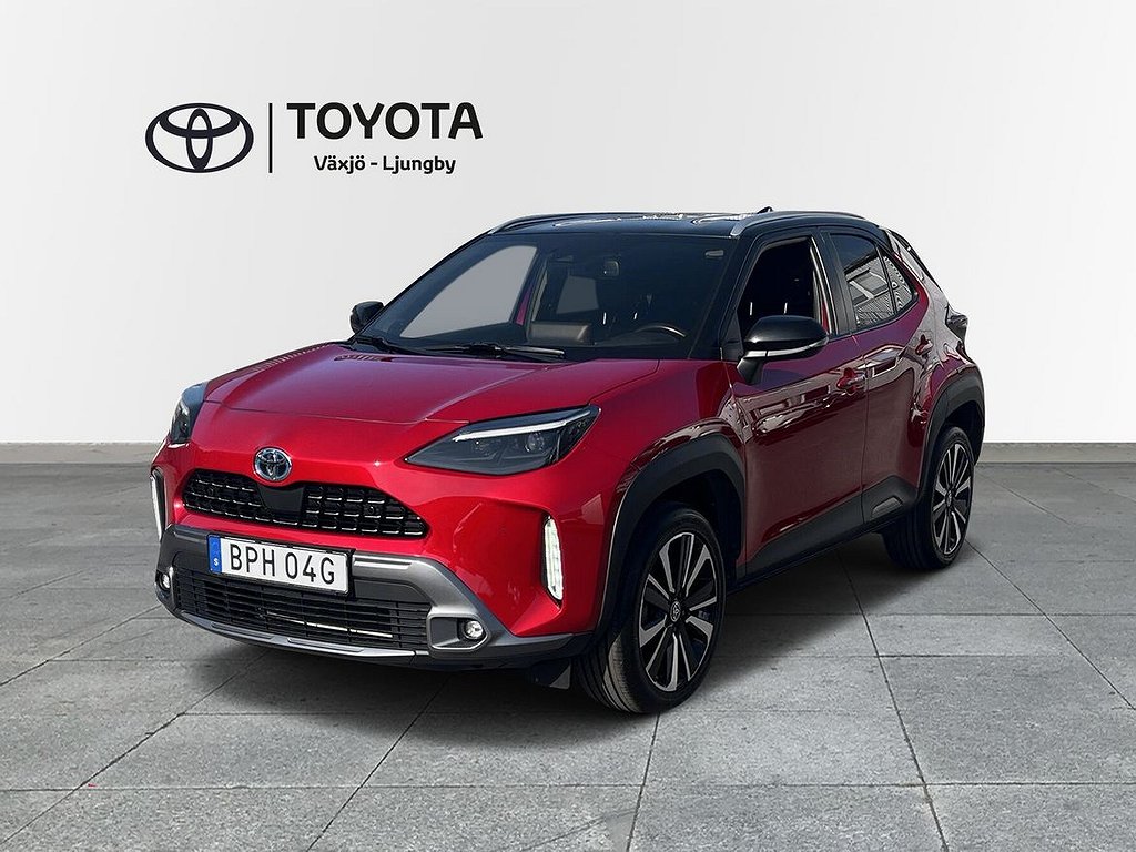 Toyota Yaris Cross Hybrid AWD-i 1,5 PREMIERE EDITION BI-TONE, JBL, Dragkrok,