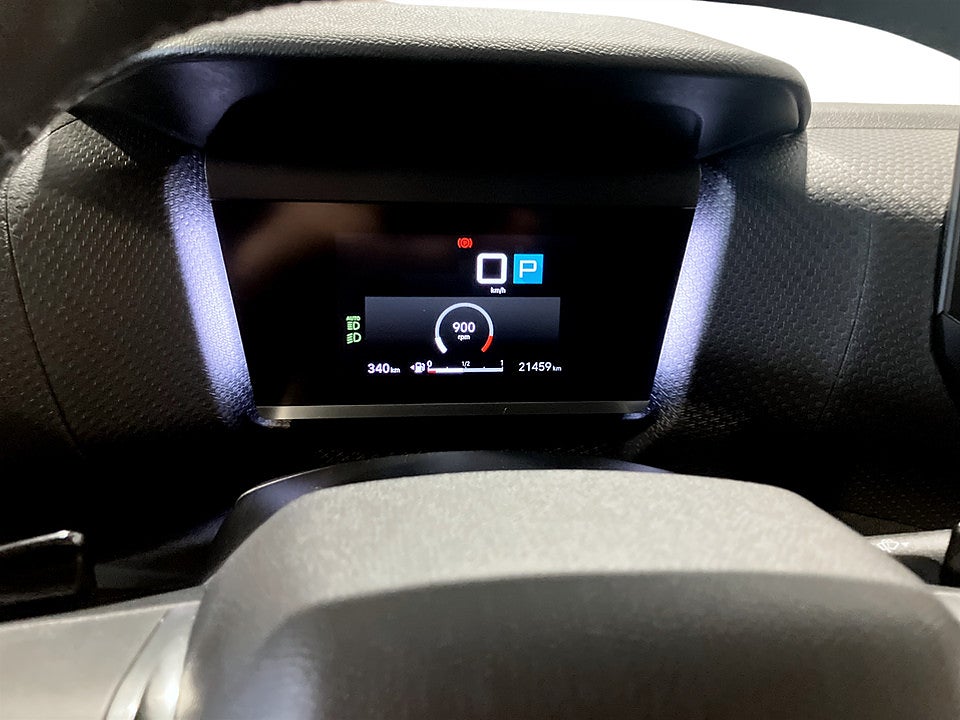 Bild på Citroën C4-X Shine 1.2 PT 130hk Aut P-SENSORER CARPLAY