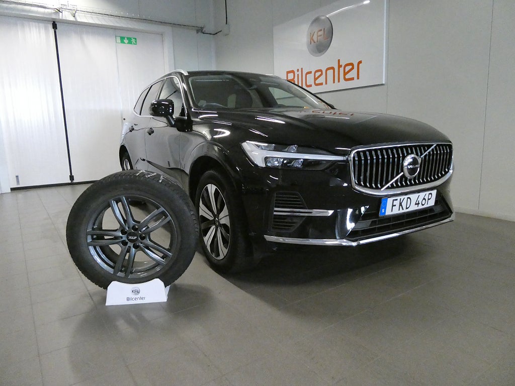 Volvo XC60 Recharge T6 AWD Long Range Drag-Värm-Kam-Navi-Pano-SoV