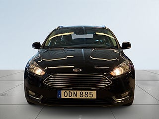Ford Focus Kombi 1.0 EcoBoost Titanium S&V-däck/Drag/Psens/Kamera – bild 2