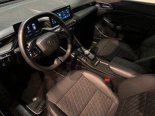 MG 3 Hybrid+ Luxury Metallic 360° GPS Pvärm S/V-hjul MOMS