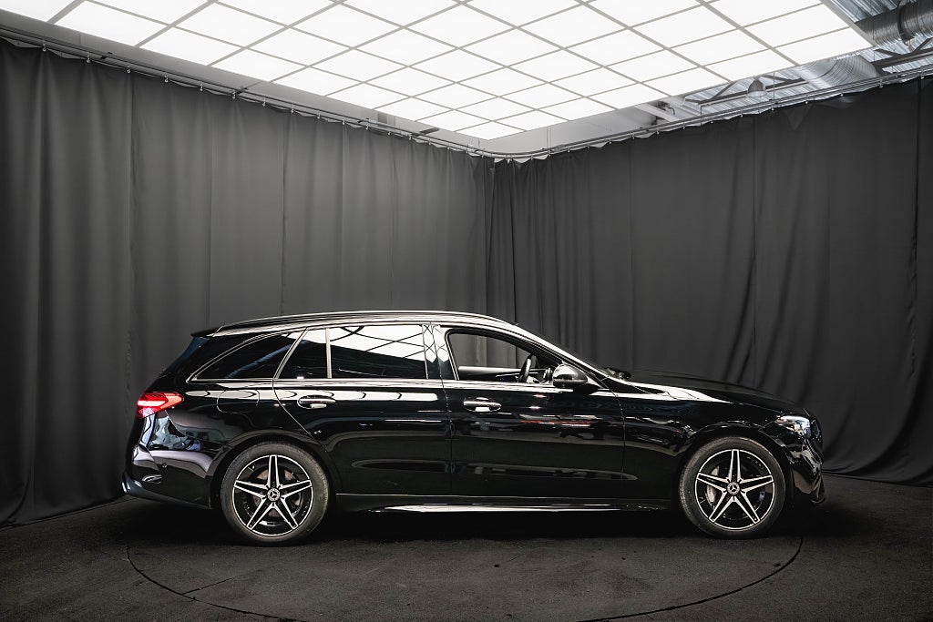 Mercedes-Benz C 300 T e AMG NIGHT DRAG 360° ELSTOLAR MINNE MOMS