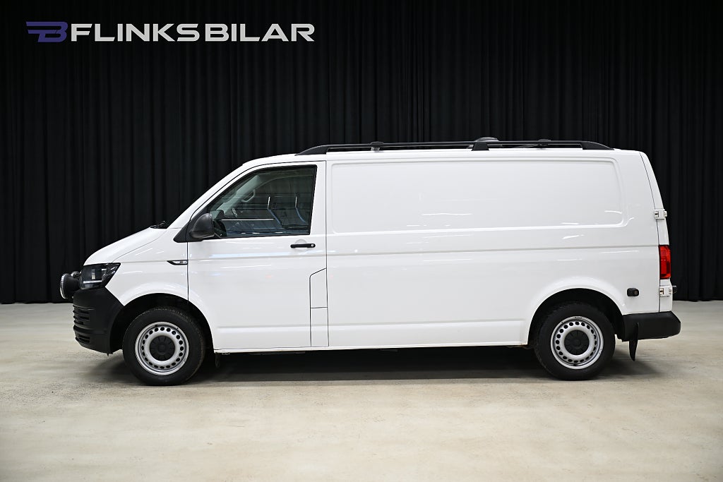 Volkswagen Transporter 2.0 TDI 150HK L2 Drag|Värmare|PDC|Värmeiskåp|Bluetooth