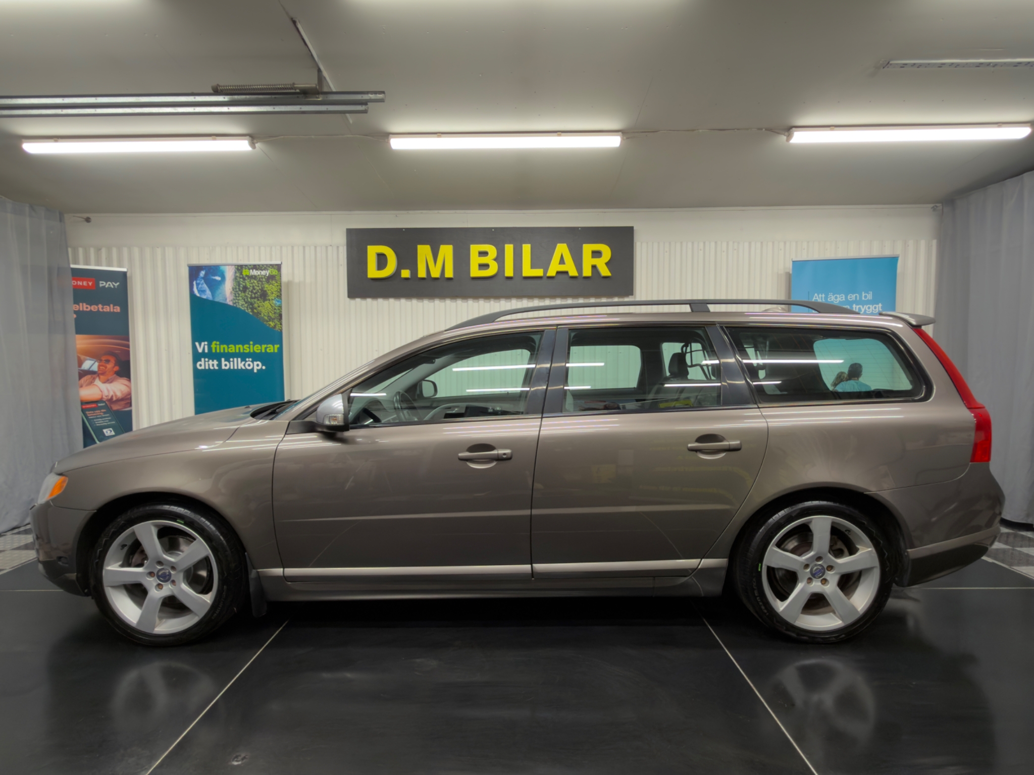 Volvo V70 T4 R Design 2011, bild 2/10