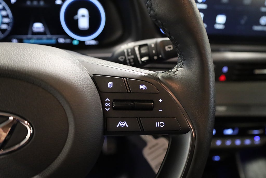 Hyundai Bayon 1.0 T-GDI AUT Essential Kamera Rattvärme Leasbar 2022