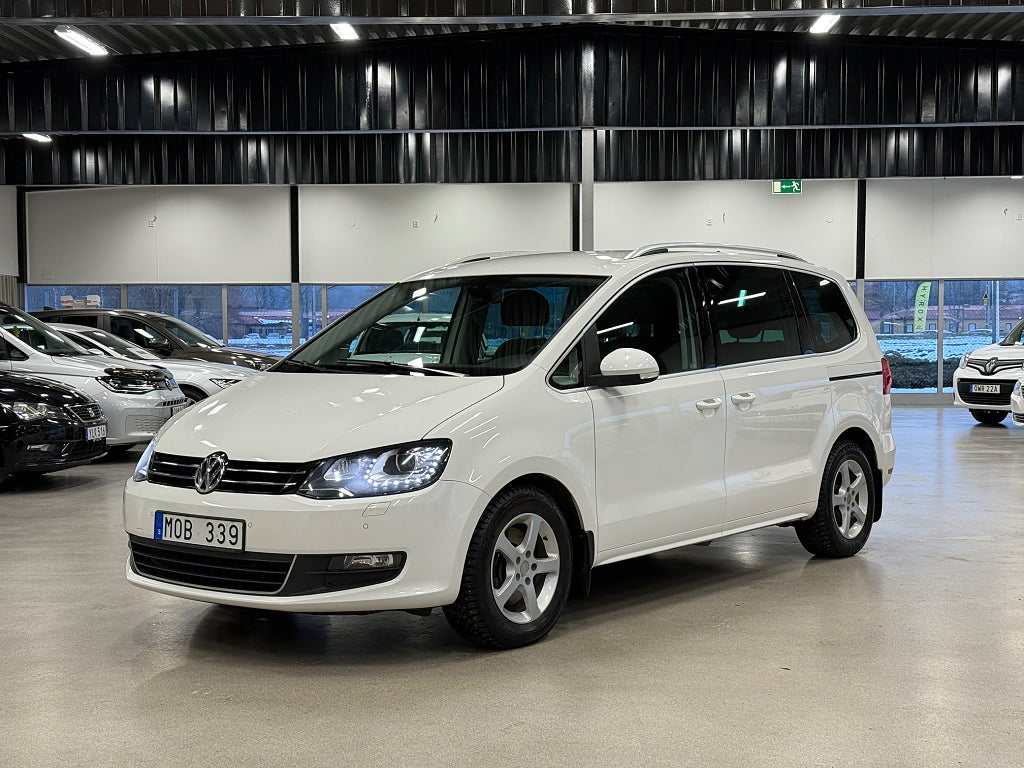 Volkswagen Sharan 7-seater 2.0 TDI Masters Drag Backkamera Värmare