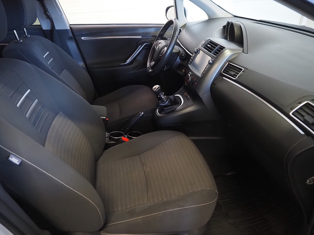 Toyota Verso 1.8 Valvematic Active Plus 7-Sits Kamera Navigation 2017