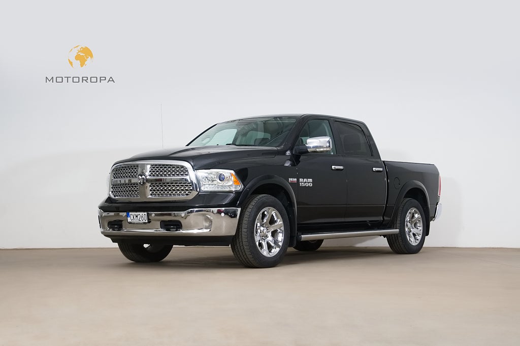 RAM 1500 Crew Cab 5.7l V8 / Laramie / 9850 mil