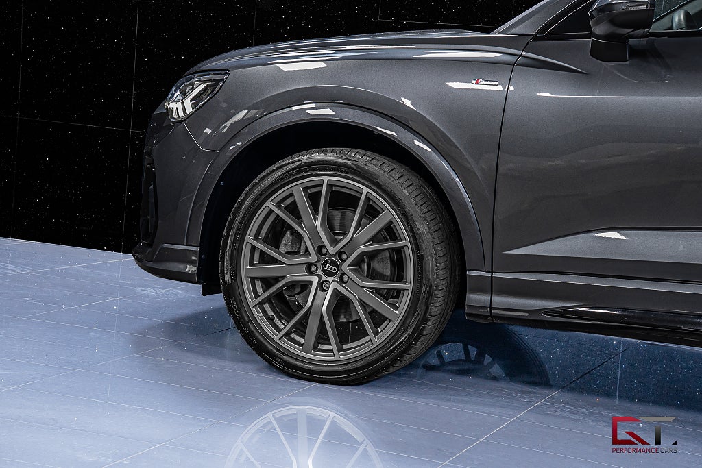 Audi Q3 SB 40 TSFI MOMS S Line Alpin Pano Cockpit+ Sonos3D Drag
