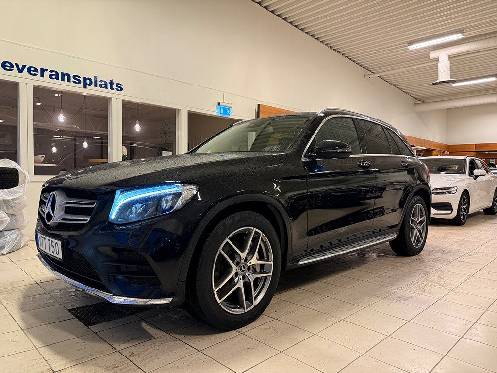 Mercedes-Benz GLC 220d 4M AUT AMG Värmare  Kamera Navi Panorama