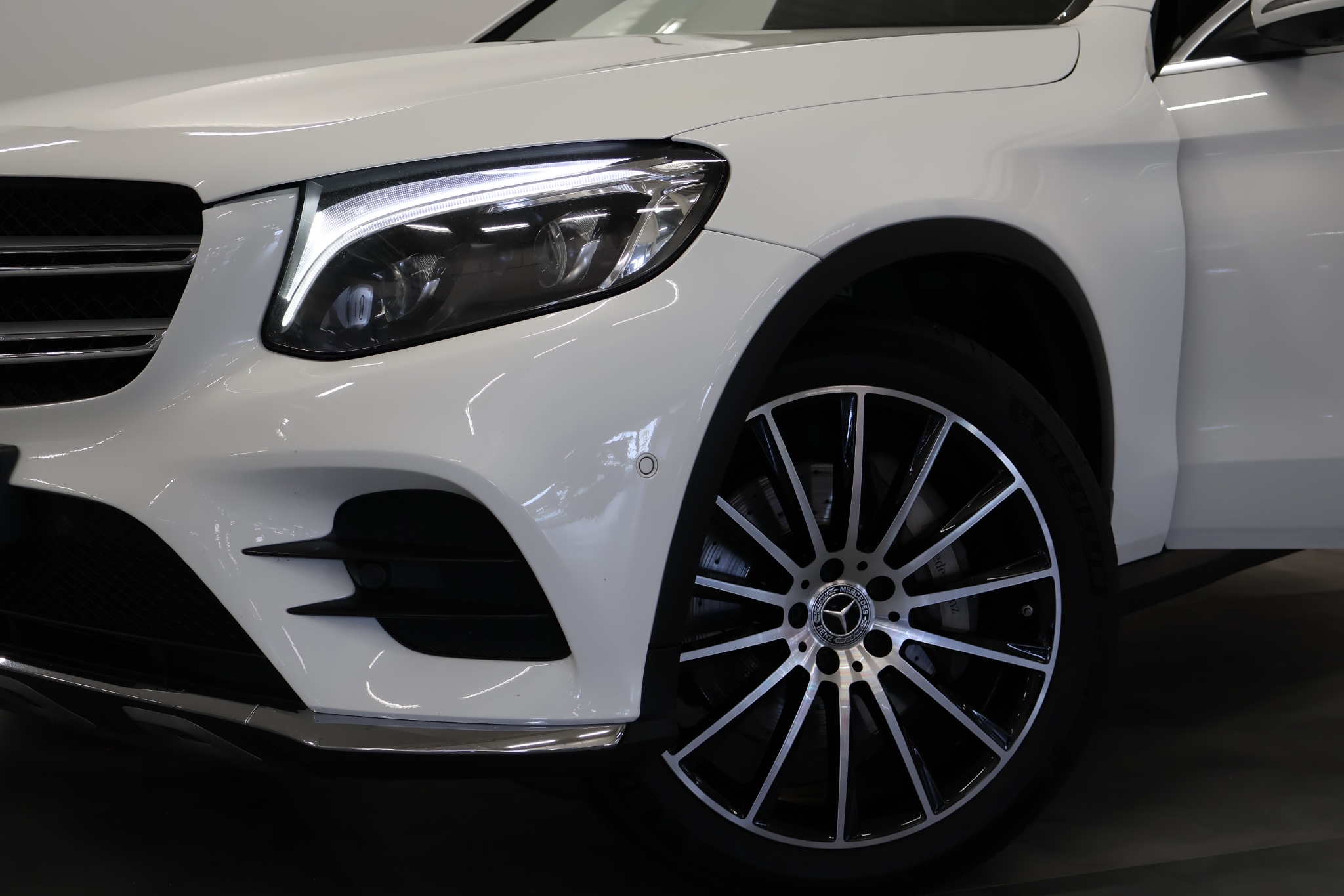Mercedes-Benz GLC 2016, bild 3/10