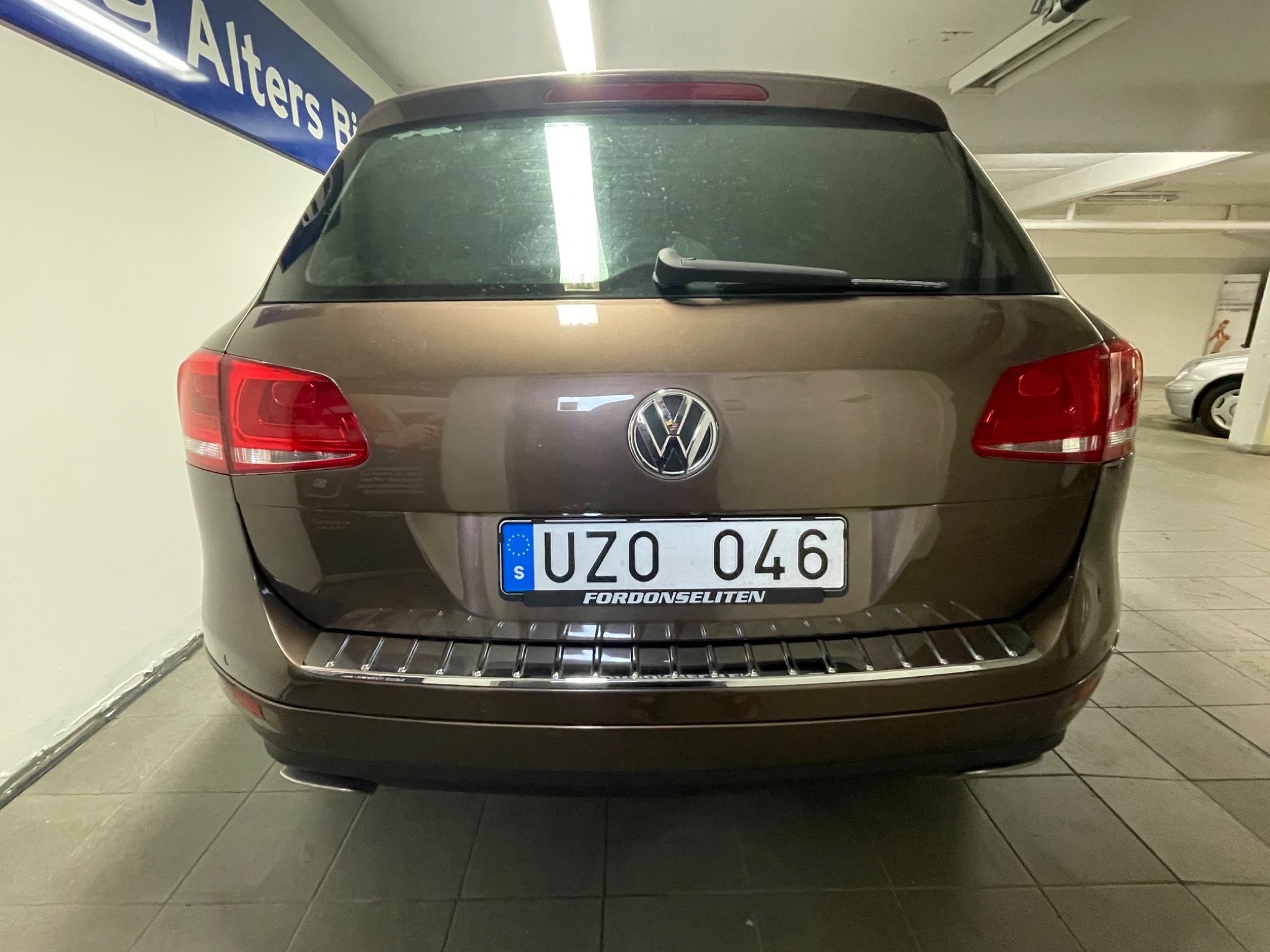 Volkswagen Touareg 2011, kuva 6/10