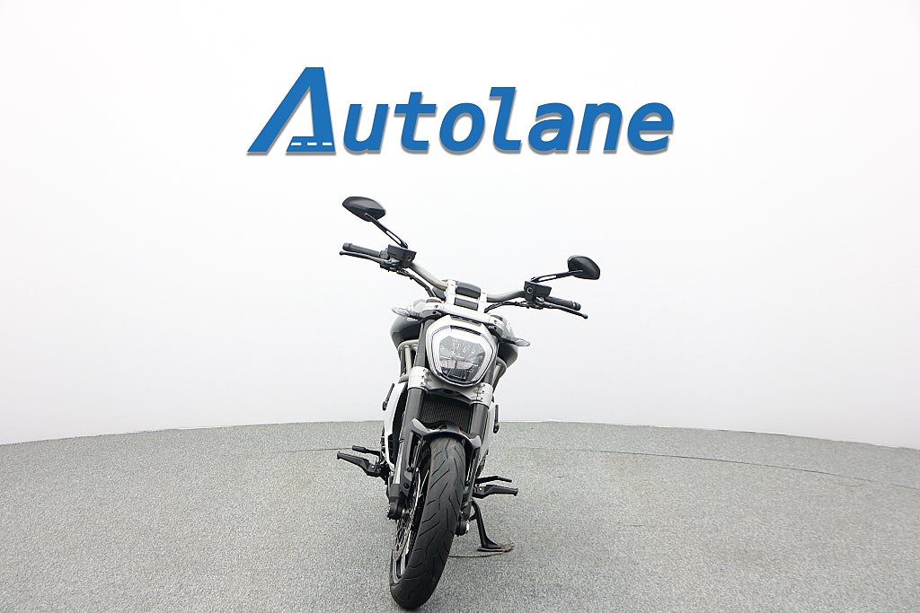 Ducati Xdiavel* Termignoni Ljuddämpare Nyservad ink remmar!