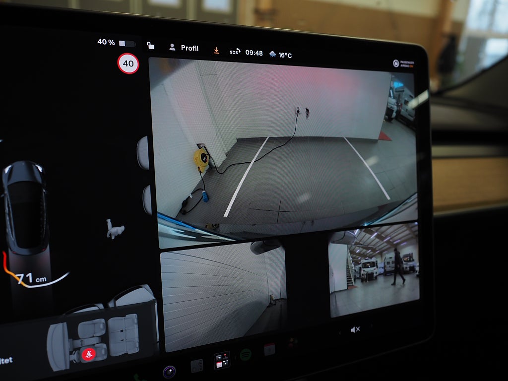 Tesla Model 3 Standard Range Plus Panorama Läder Navigation Kamera 2020