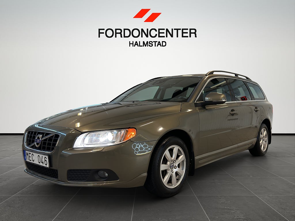 Volvo V70 D5 215hk Geartronic Momentum, Drag|Värmare|Ny-Servad